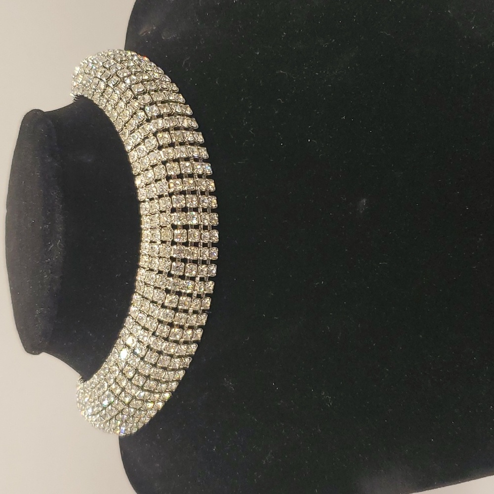 Rhinestone necklace/choker